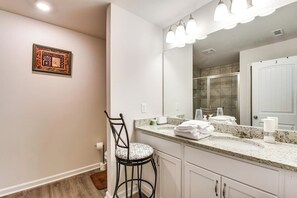 Bathroom - Brand-New 3BR Near Lake Lanier | Sleeps 10 (Lula)