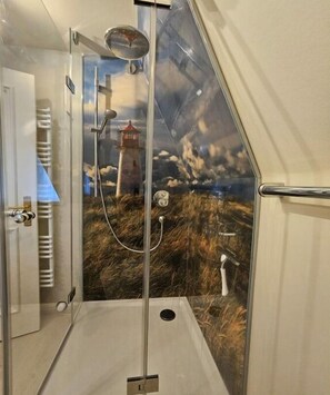 Bathroom - Old Beach Warden's Office No. 1 (List)