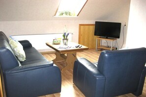 Living area - Holiday apartment with 2 bedrooms (Kopendorf)