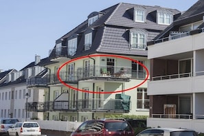 Exterior - Holiday apartment in Sylt with swimming pool (Sylt)