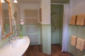 Bathroom - Holiday apartment with 1 bedroom (Hohwacht)