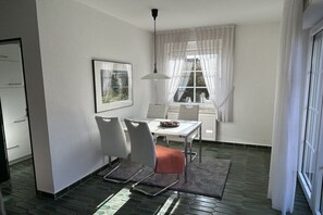 Dining - Holiday apartment with 2 bedrooms (Greetsiel)