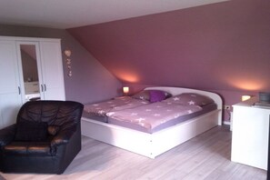Unclassified image, 4 of 19, button - Holiday apartment with 2 bedrooms (Emmelsbüll)