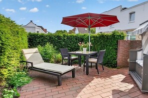Outdoor dining - Lehmann House Up anner Sie (Norderney)