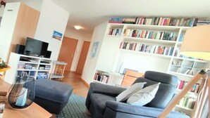 Unclassified image, 4 of 13, button - Holiday apartment in Juliusruh with Wi-Fi (Juliusruh)