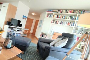 Living area - Holiday apartment in Juliusruh with Wi-Fi (Juliusruh)