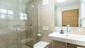 Bathroom - Superior Holiday Home # 3B with Sauna (Uttendorf)