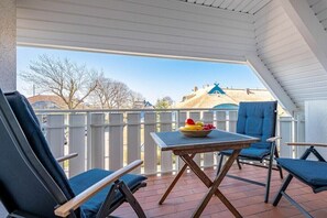 Outdoor dining - Störtebekerstraße 9 - Apartment 6 (Zingst (Ostseeheilbad))