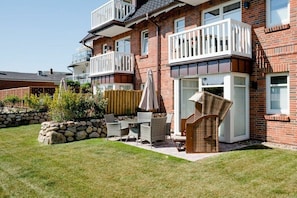 Outdoor dining - Villa Jansen 8 - OG/DG (Wenningstedt)