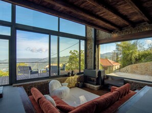 Living area - Heartbeat Villa Two, Heartbeat Mountain Escapes (Xylokastro - Evrostina)
