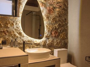 Bathroom - Heartbeat Villa Two, Heartbeat Mountain Escapes (Xylokastro - Evrostina)