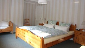 Unclassified image, 3 of 19, button - Holiday apartment on the Flensburg Fjord (Westerholz)