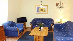 Living area - Holiday apartment with 1 bedroom (Hasselberg)