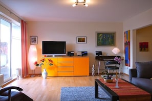 Living area - Holiday apartment with 1 bedroom (Bad Zwischenahn)