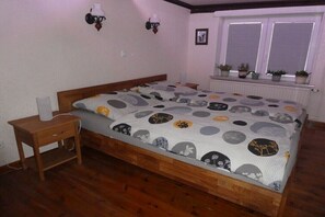 Unclassified image, 4 of 27, button - Grandma Anna's Frisian house (Langenhorn)