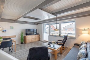 Smart-TV og peis
