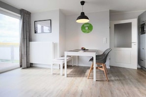 Unclassified image, 5 of 33, button - Holiday apartment with 2 bedrooms (Carolinensiel)