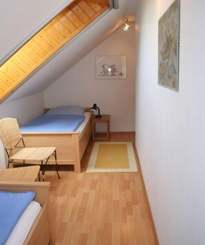 Unclassified image, 4 of 13, button - Holiday apartment with 1 bedroom (Carolinensiel)