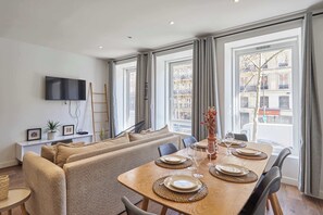 Interior - Superb Apartment 2 bedrooms Center of Paris (Paris)