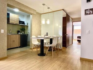 Dining - Apartment 2, Parque de la 93. (Bogotá)