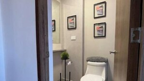 Unclassified image, 4 of 27, button - Vrbo Property (Bogotá)