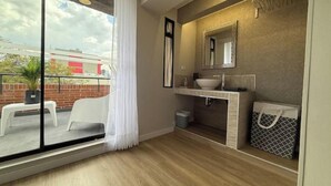 Unclassified image, 3 of 23, button - Vrbo Property (Bogotá)