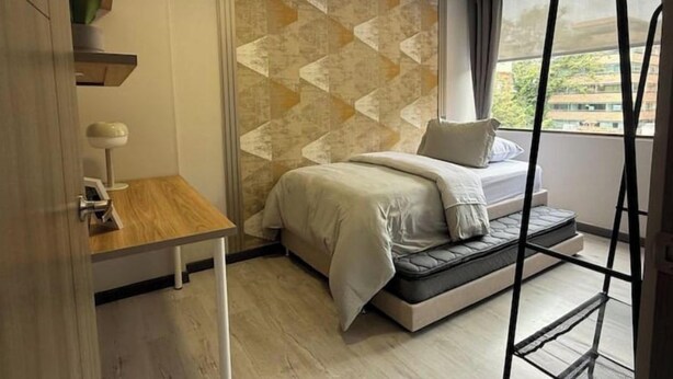 Unclassified image, 1 of 24, button - Vrbo Property (Bogotá)