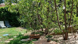 Outdoor dining - Vrbo Property (Opio)