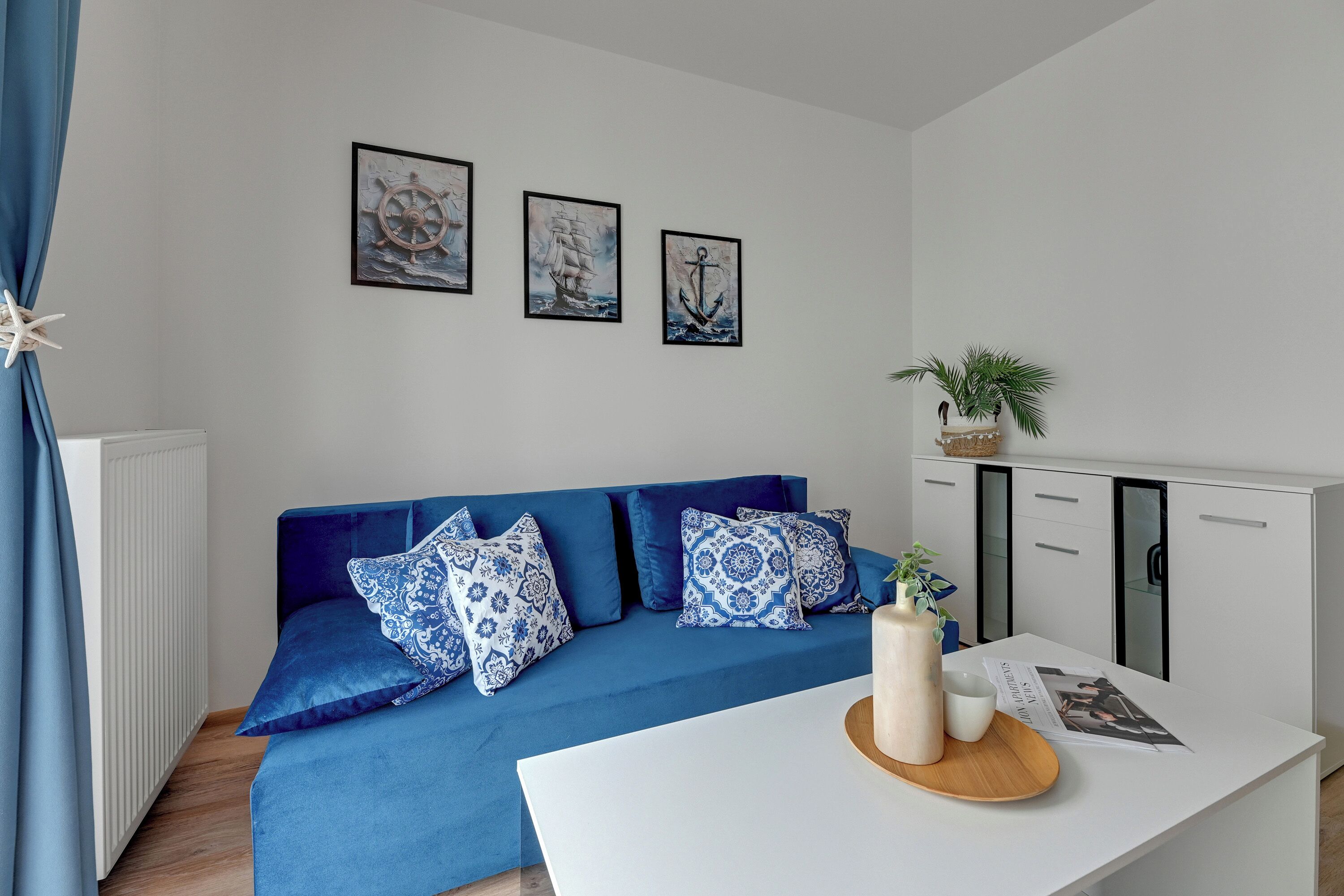 Comfort Studio Suite, Balcony, Courtyard View | Living area