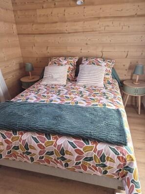 Unclassified image, 2 of 7, button - Vrbo Property (Les Poulières)