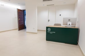 Lobby - Villa delle Rose Pompei nuova gestione (POMPEI)