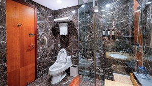 Bathroom - Empark Grand Hotel Xi'an (Xi'an)
