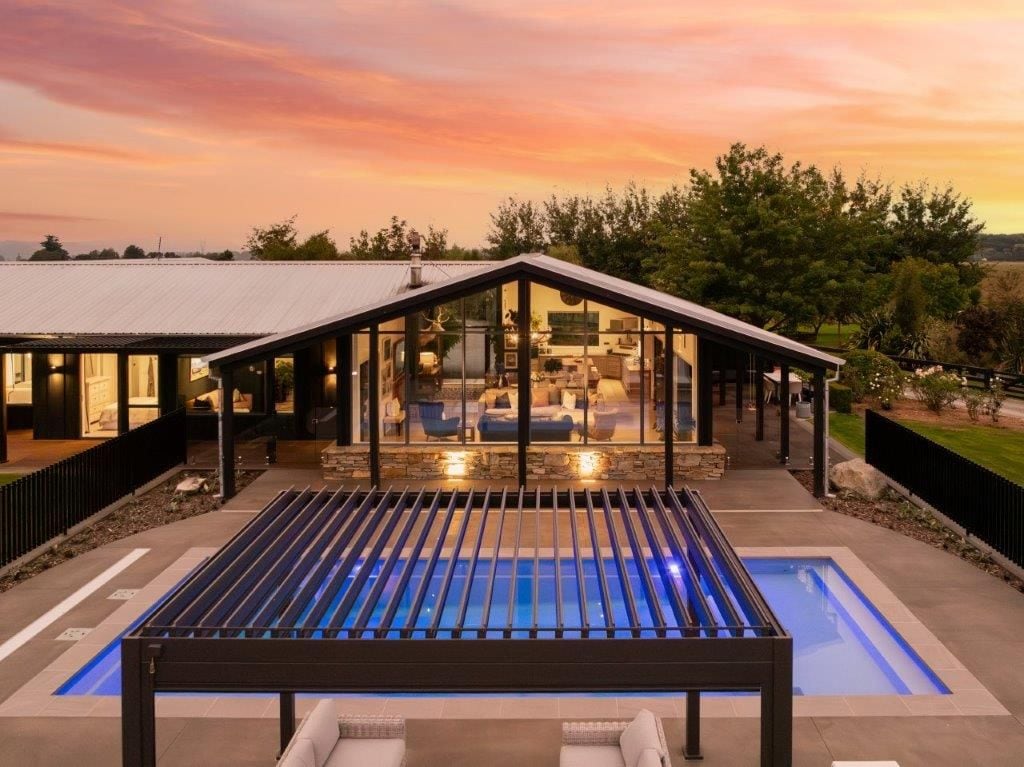 Seasonal outdoor pool