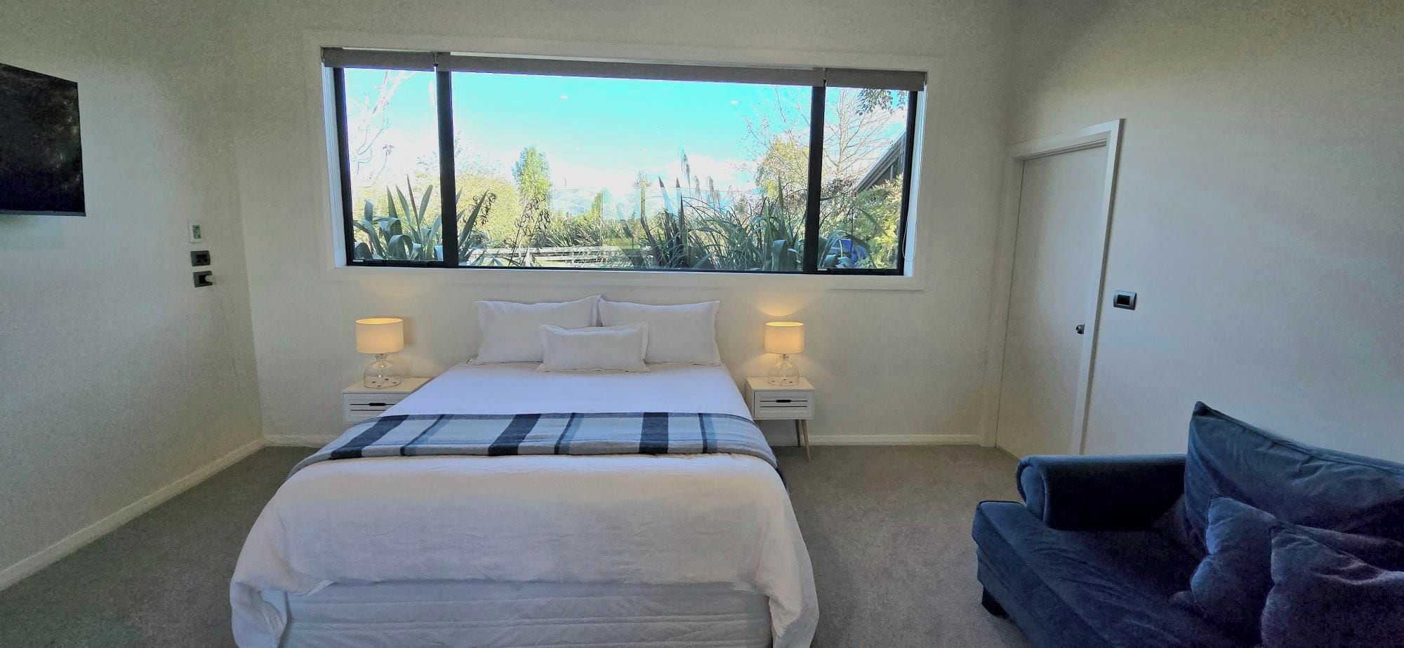 Suite, Mountain View
