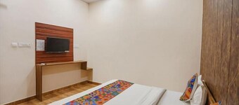 Hotel Moongaze Inn