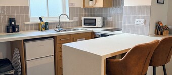 Esk Retreat, Cosy 1 Bed Flat - 3miles from M6 Jct45 - near A75 Gretna & Carlisle