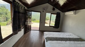 Unclassified image, 3 of 10, button - Peaceful Bungalow near Bamboo & Stream in Muong Hoa Valley with AC (Tả Van)