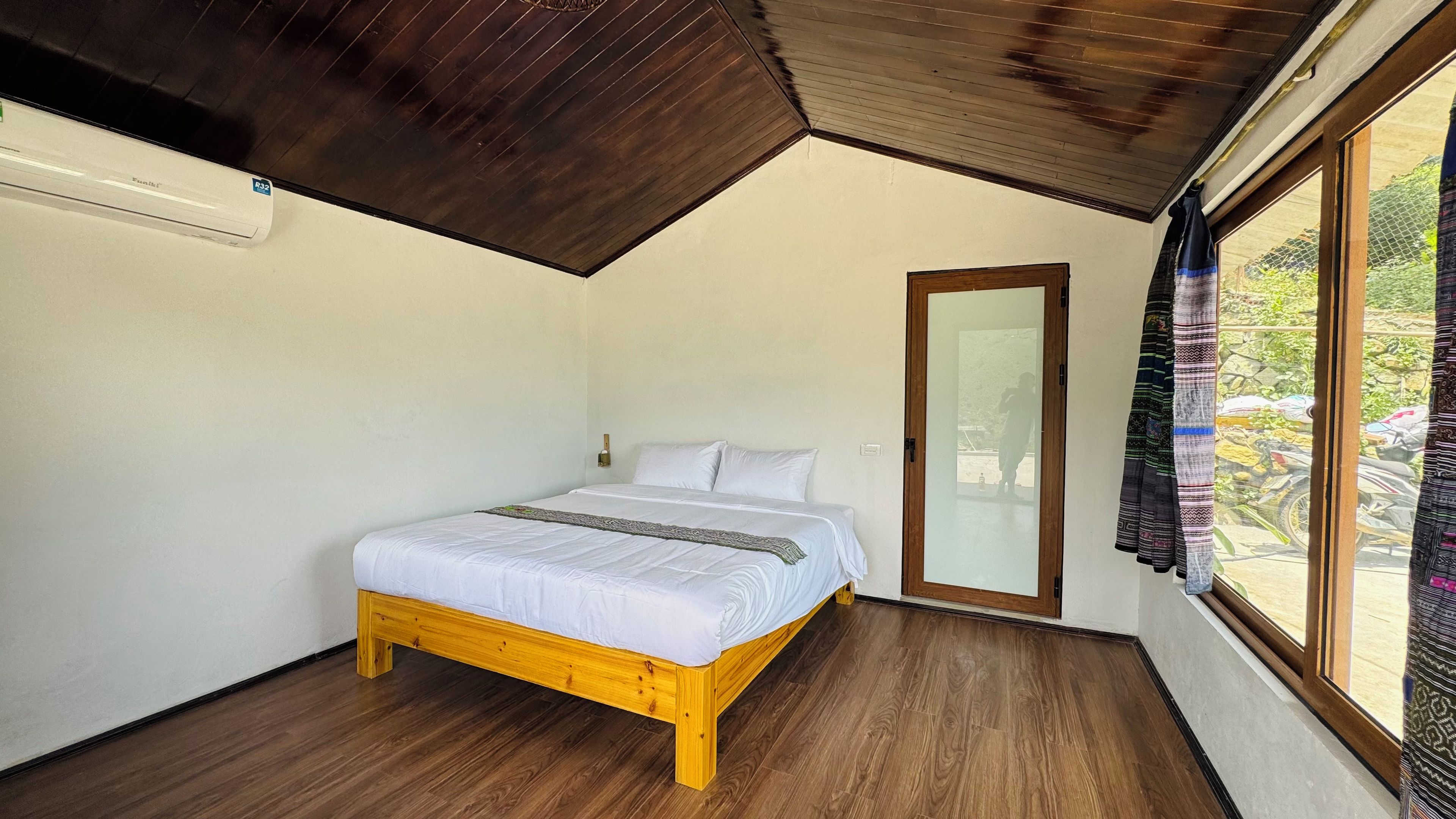 Wifi gratis y ropa de cama 
