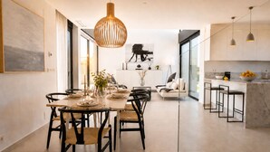 Dining - Vrbo Property (Unknown)