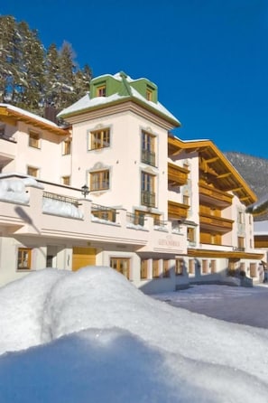 Exterior - Hotel Gletscherblick (Sankt Anton am Arlberg)