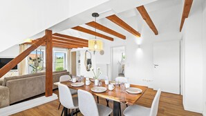 Dining - Vrbo Property (Stein)