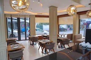 Dining - FAHO HOTEL (RABAT)