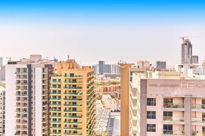 Room - Brand New 1BR With Jacuzzi Binghatti JVC (Dubai)