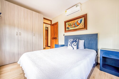 Private Pool, Luxe Patio: 4BR Carrillo Villa