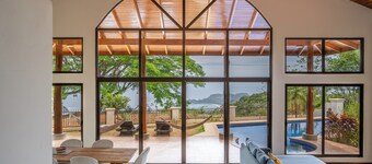 Luxe Ocean-view Hideaway in Carrillo