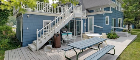 Apartment (2 Bedrooms) | Front of property