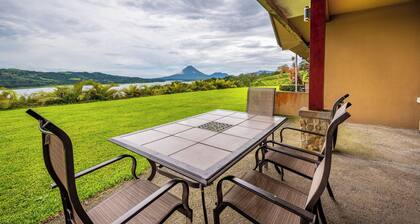 Near Lake Arenal & Volcano: Duplex Unit w/ Views!
