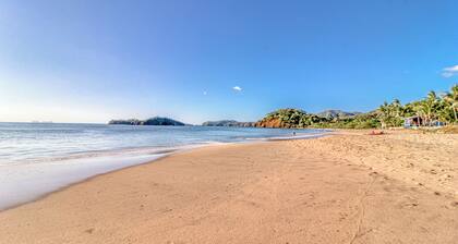 Potrero Beachfront: Ocean-view Patio, W/d!