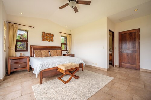 Stunning Lake Arenal Views: Duplex Unit w/ Patio!