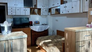 Room - Beach 1 bedroom apartment in Varna with AC (Varna)